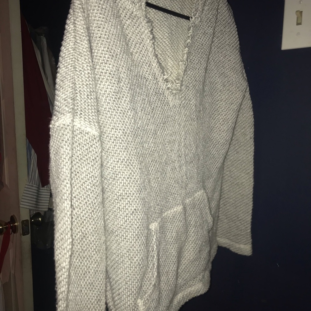 Sweatshirt - Picture 2 of 3